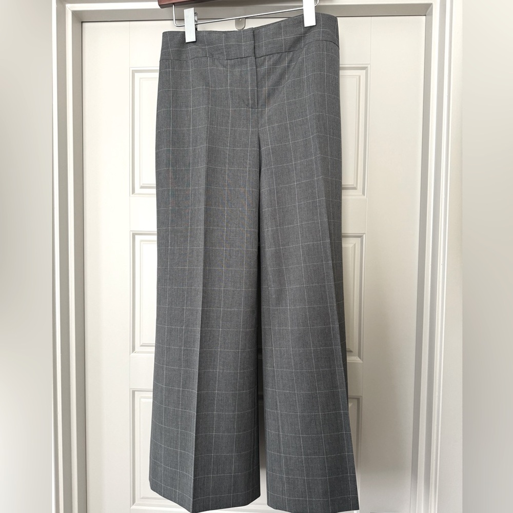 Jones New York Grey Windowpane Slacks (size 4)